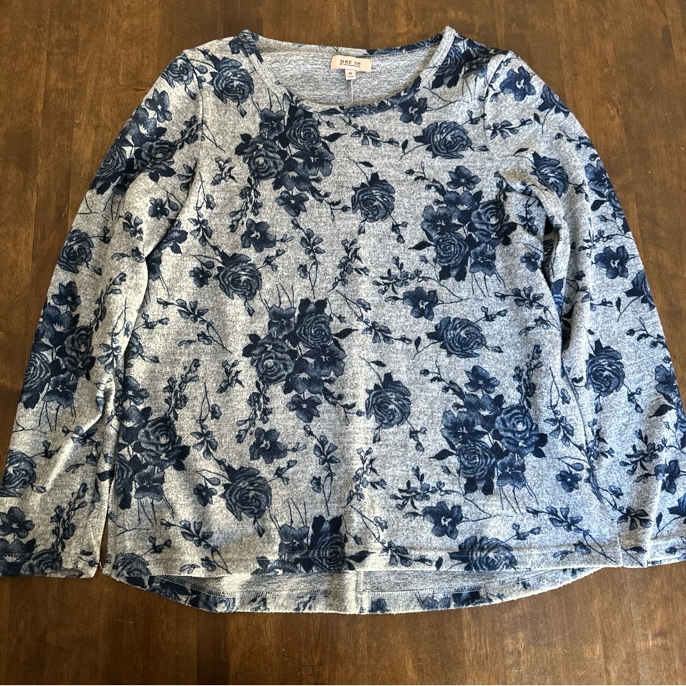 Per Se Floral Top Size M Garden Party Office Artsy Travel Cozy Comfy‎ 💙
